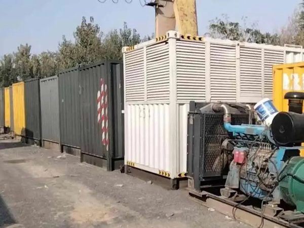 镇海200KW柴油发电机机组每小时油耗是多少？